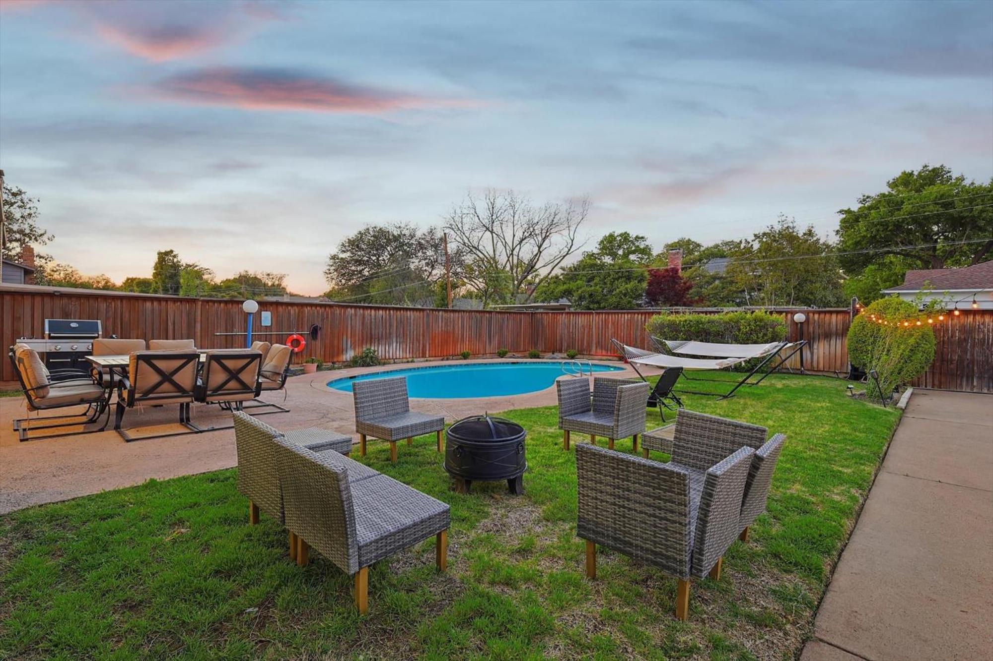 Spectacular 6Br 2,5Ba Holiday Home With Pool Dallas Exteriér fotografie
